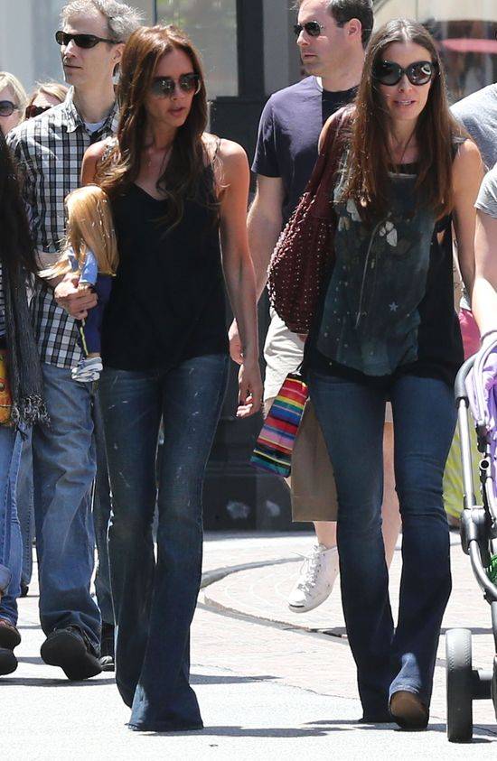 Victoria Beckham z rodziną na zakupach