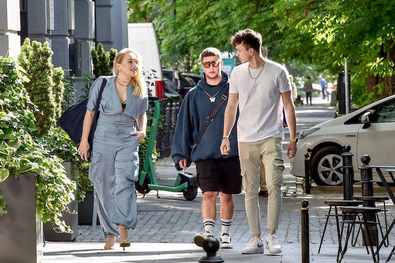 Allan Krupa kilka dni temu zdał egzamin na prawo jazdy. Już wsiadł za kółko (ZDJĘCIA)