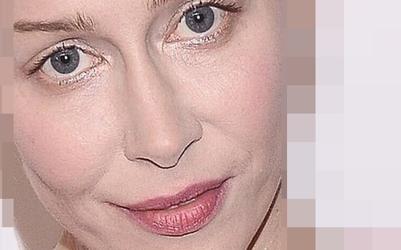 Katarzyna Warnke ma nowy kolor włosów – pokazała go na premierze Botoksu