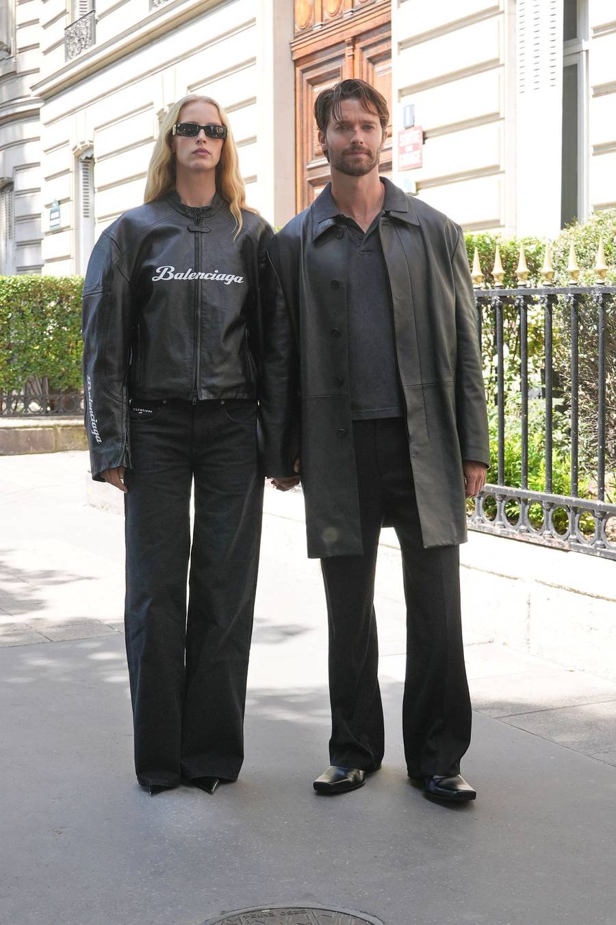 Plejada gwiazd na paryskim pokazie Balenciagi. Anielska Kim Kardashian, singielka Katty Perry, Lauren Sanchez…(FOTO)