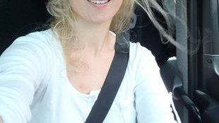 Iwona Blecharczyk – krucha blondynka za kierownicą tira