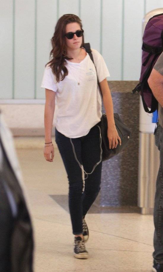 Kristen Stewart na lotnisku w Los Angeles