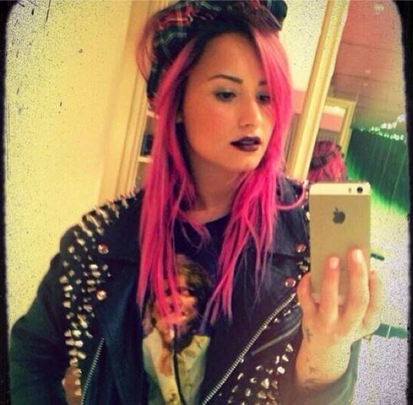 Fryzury Demi Lovato