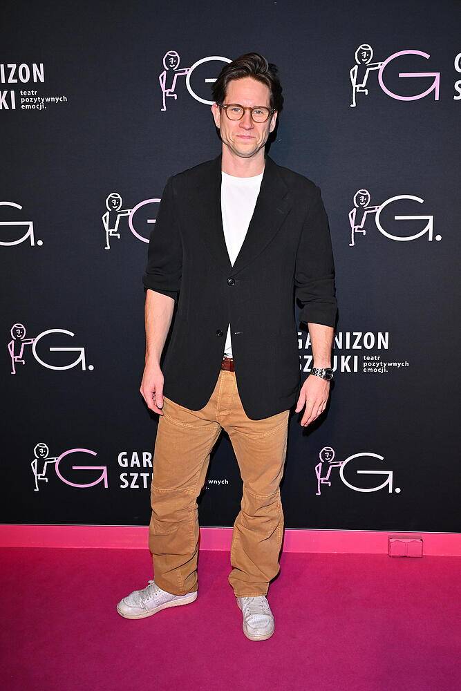 Plejada gwiazda na premierze "Przyjaciół". Kaczorowska z Rogacewiczem, Zaqjąc, Lewandowska