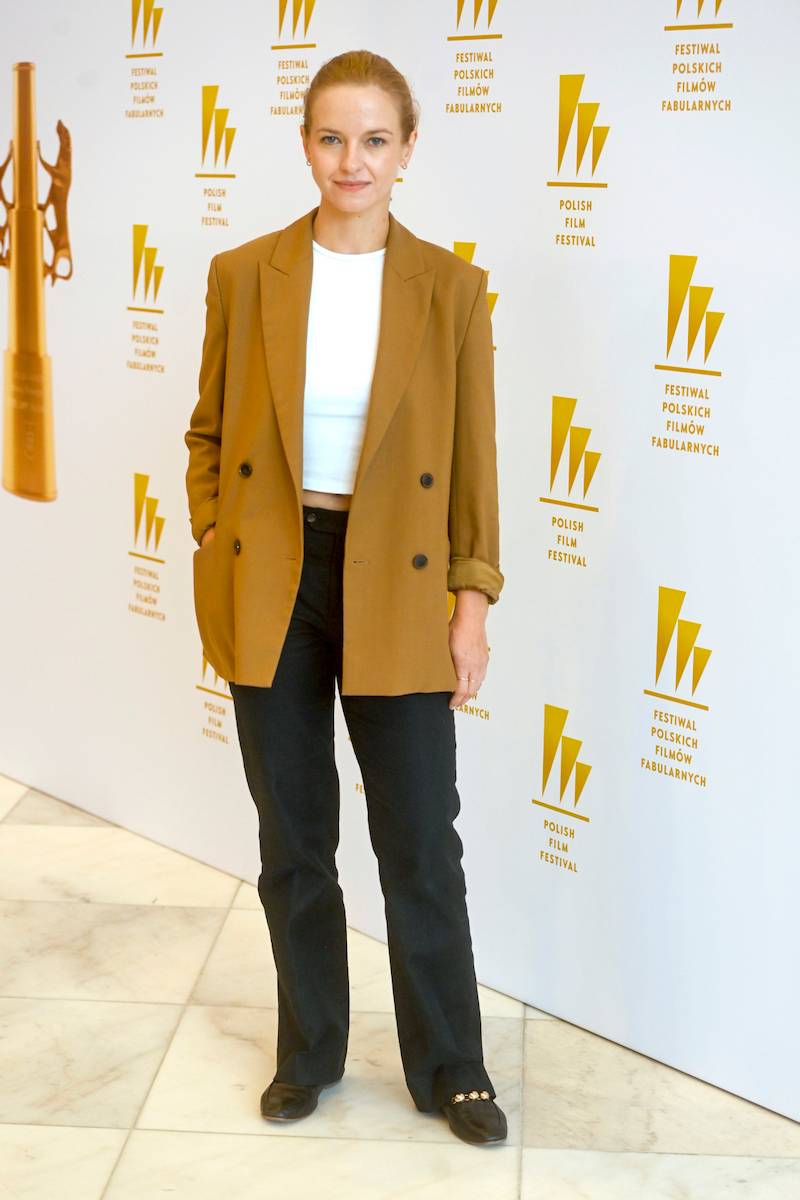 Festiwal Filmowy w Gdyni (DZIEŃ 3). Maja Ostaszewska zachwyciła w czerwonym komplecie