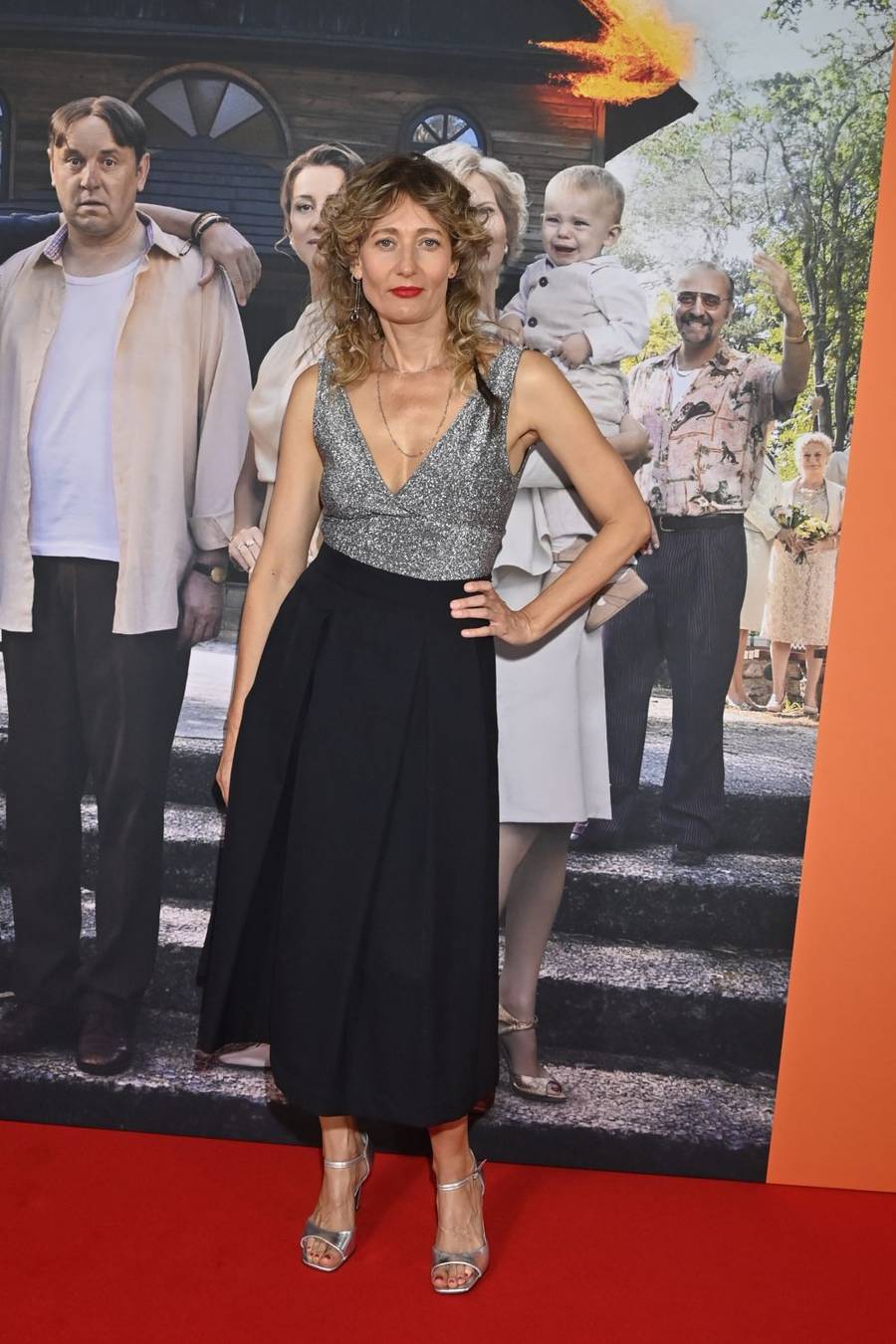 Gwiazdy brylują na premierze “Teściowe 3”! Szykowna Kuna, Dorociński, zmysłowa Ostaszewska…(FOTO)