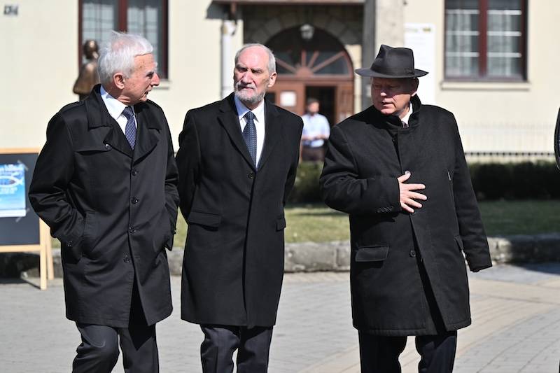 Pogrzeb Barbary Skrzypek. Marta Kaczyńska, Andrzej Duda, Jarosław Kaczyński…