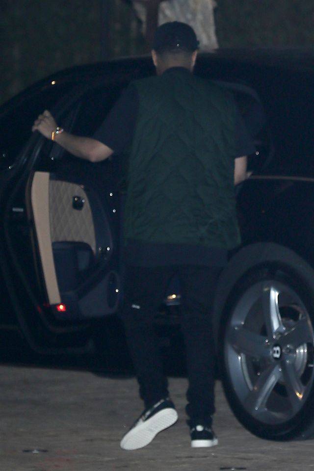 Selena Gomez i The Weeknd wchodzą z imprezy