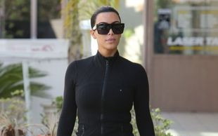 Kim Kardashian wciąż ostro pracuje nad sylwetką (FOTO)