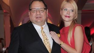 Ryszard Kalisz zabrał żonę na salony! (FOTO)
