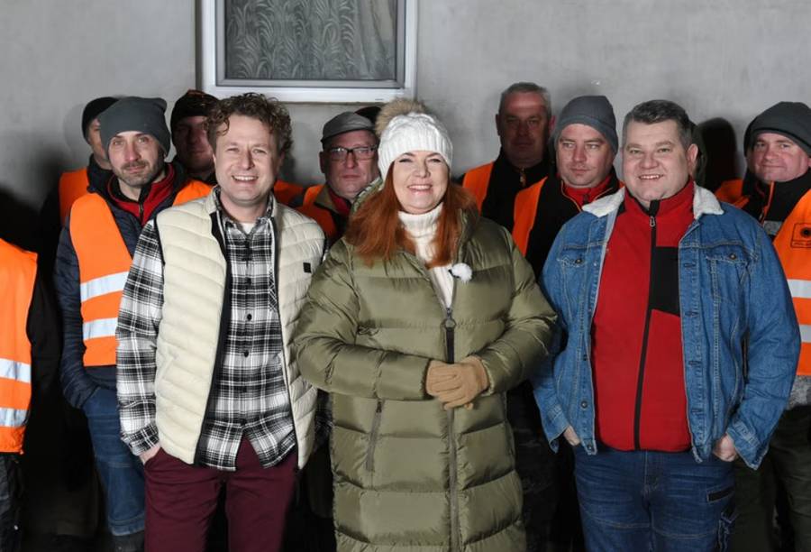 Ta rodzina zaniedbała wyremontowany dom