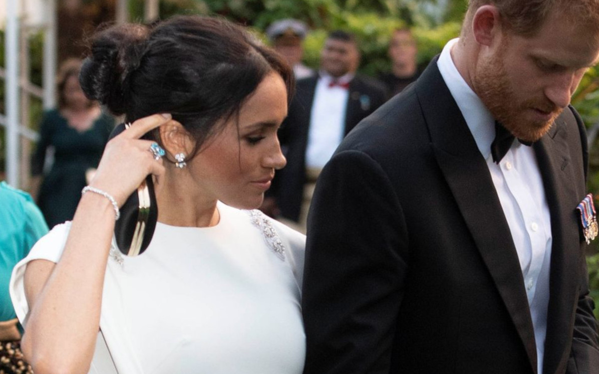 Polski nastolatek nazwał Harry’ego “zdrajcą rasy” za ślub z Meghan. Usłyszał WYROK
