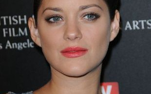 Piękna Marion Cotillard w kampanii Diora (FOTO)