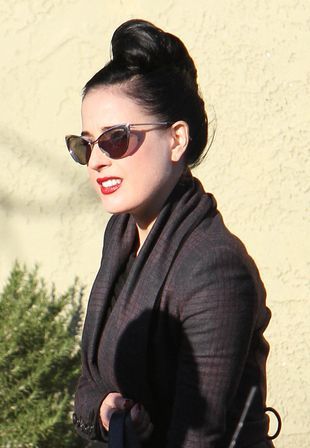 dita-von-teese-R1