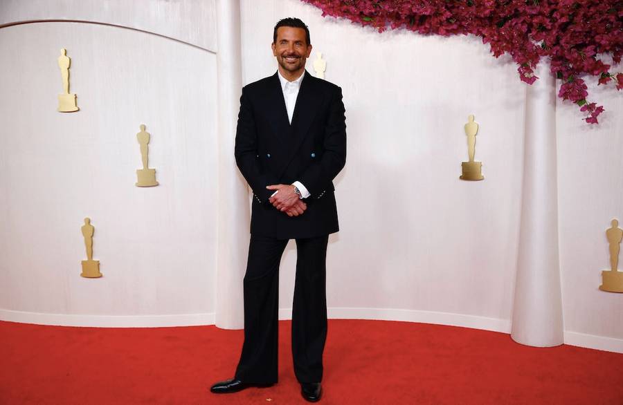 Oscary 2024. Gwiazdy na czerwonym dywanie: Emma Stone w kreacji LV, a Ariana Grande w pontonie?!