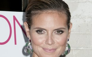 Heidi Klum w srebrnej sukience (FOTO)