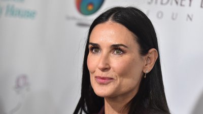 60-letnia Demi Moore w bikini z wnuczką, “Ona jest taka HOT”