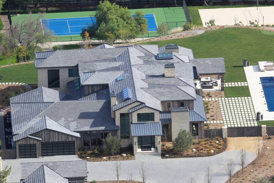 TYLKO U NAS: OTO posiadłość Kylie Jenner w Hidden Hills