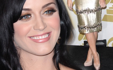 Katy Perry cała w złocie (FOTO)