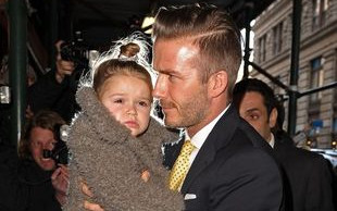 Harper Beckham już ma drogie hobby (Instagram)