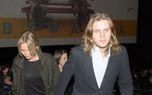 Agnieszkę Szulim i Piotra Woźniaka odwiedziła… policja!