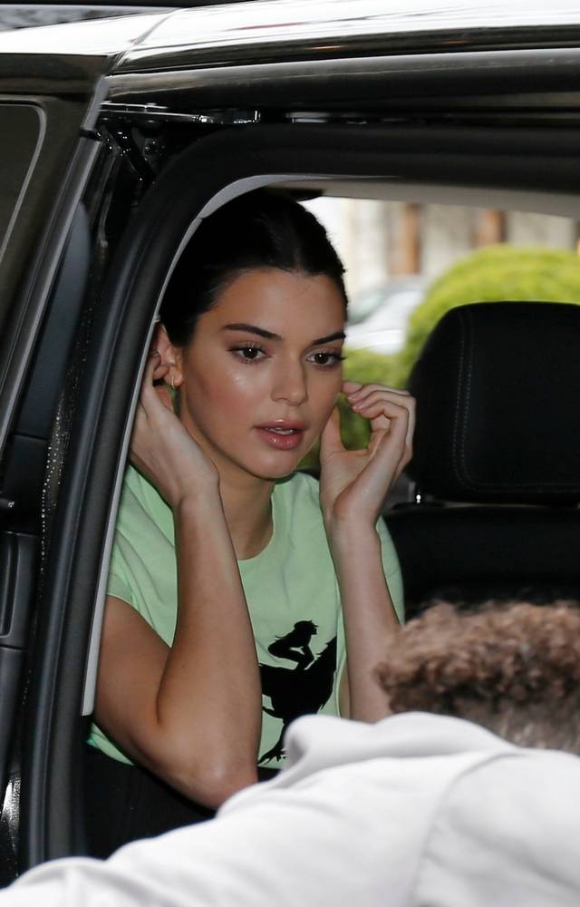 Wszystko przez to co zrobiła z USTAMI. Coraz bardziej jest do niej podobna…