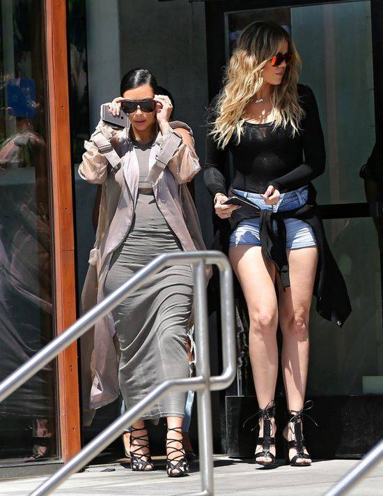 Khloe Kardashian przerywa milczenie w sprawie napaści na Kim!