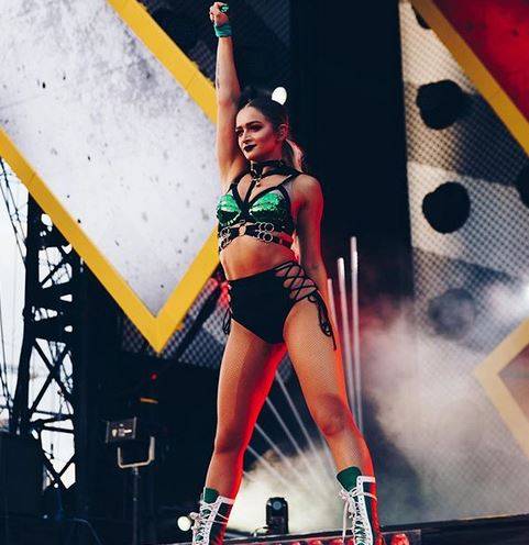 Kamila Zalewska – tancerka, która wystąpiła z Robbie Williamsem na otwarciu Mundialu