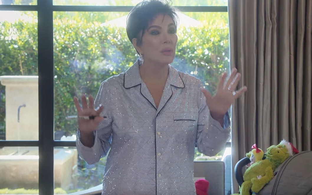 Kris Jenner wyznała rodzinie, “Znaleźli u mnie cystę i coś w rodzaju guza”.