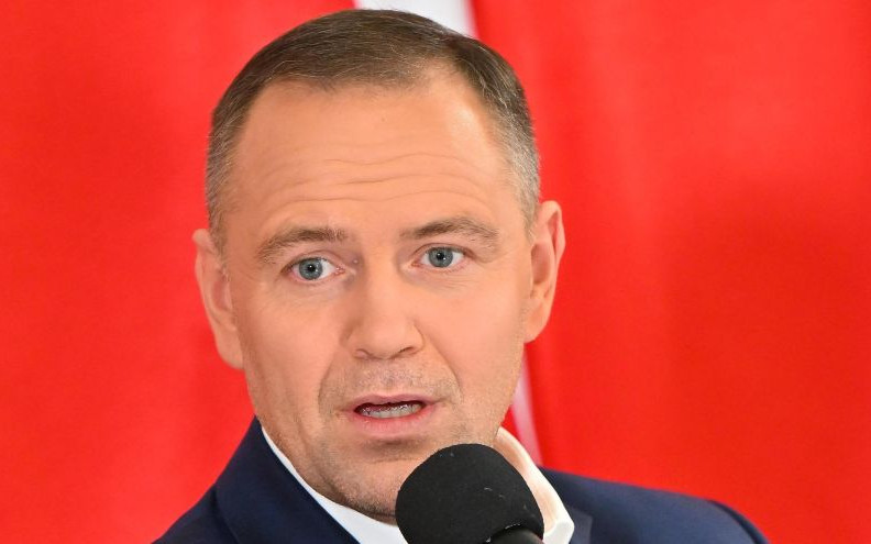 Skandal na wizji! Nazwał Prezydenta Karola Nawrockiego “toksycznym”. Reakcja była natychmiastowa