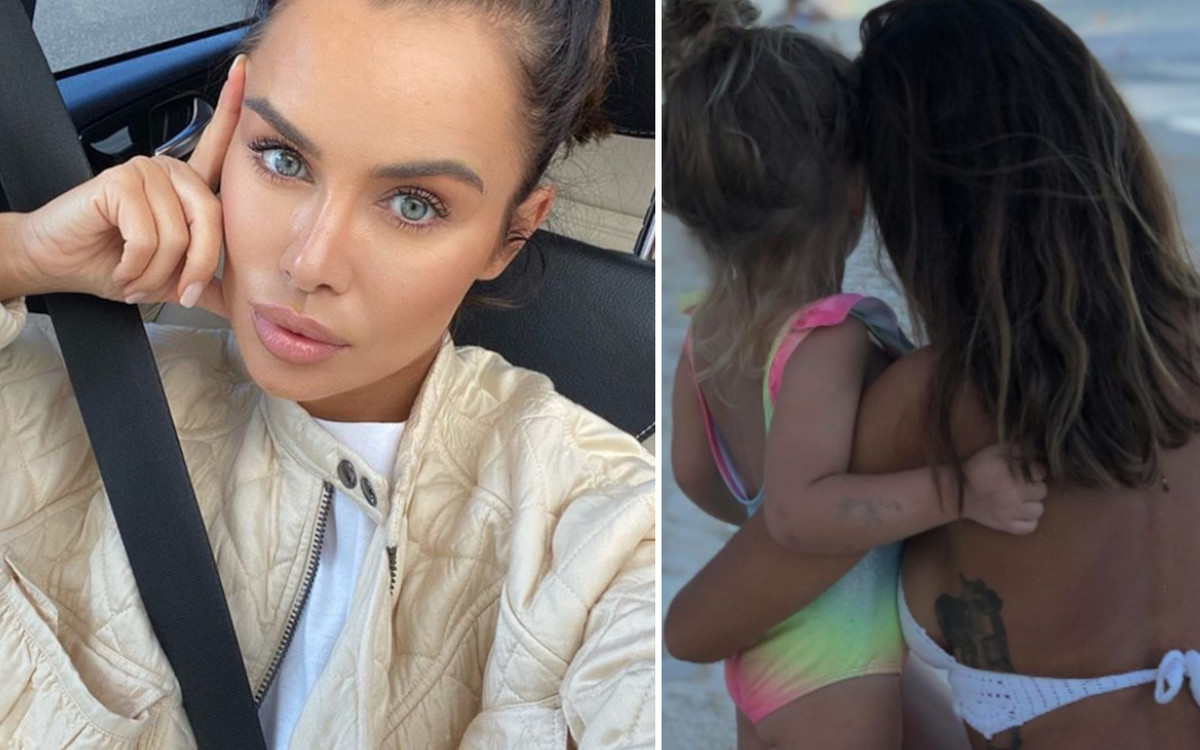 Natalia Siwiec i Mia na plaży. Urocze rodzinne zdjęcie