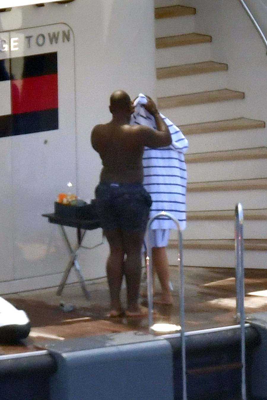 Kris Jenner i Corey Gamble CAŁUJA się na włoskich wakacjach