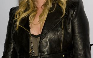 Rebecca Romijn pracuje nad potomkiem