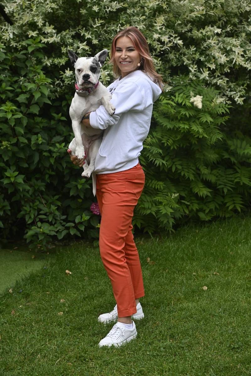 Goście “Pytania na Śniadanie”: Wystrojona Agnieszka Dziekan, Joanna Jarmołowicz w zaskakującej fryzurze