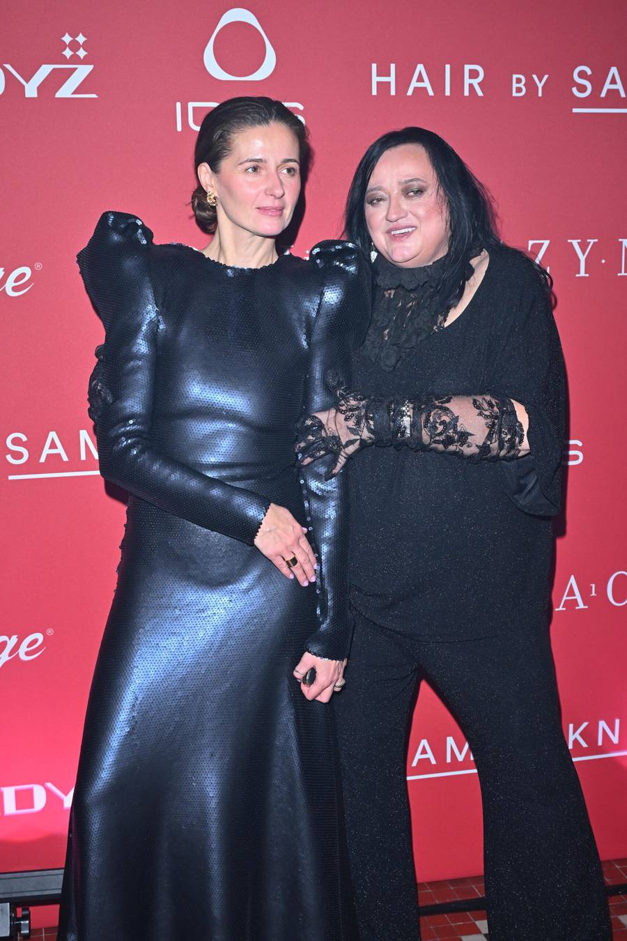 Agnieszka Grochowska w zadziwiającej sukni na pokazie. Wyglądała jak z Matrixa