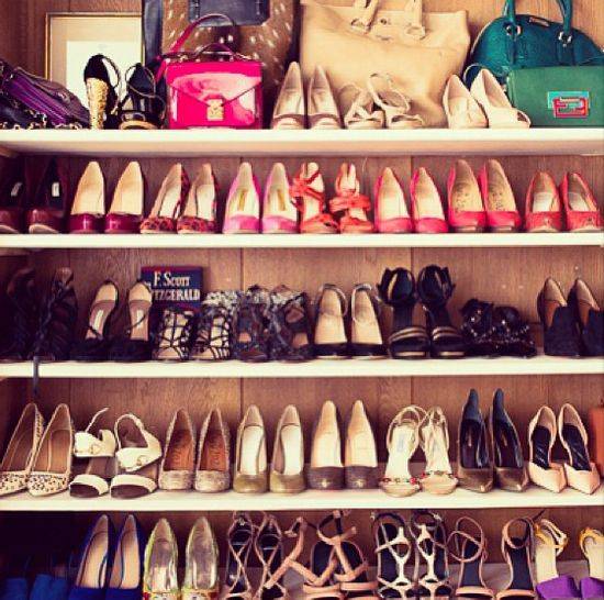 Gdzie gwiazdy trzymają swoje ubrania i buty?