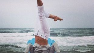 Joga na torach – przesada? (FOTO)