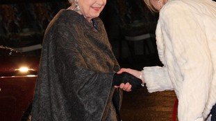 Majtki Królowej Elżbiety II na aukcji (FOTO)