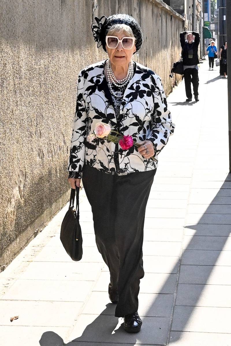 Pogrzeb Andrzeja Precigsa. Katarzyna Cichopek w towarzystwie Kurzajewskiego