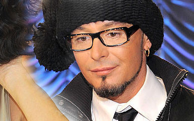 Nowa piosenka Edyty Górniak, Jacyków jako Smerf