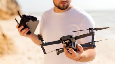 Dlaczego warto rozpocząć swoją przygodę z dronem?