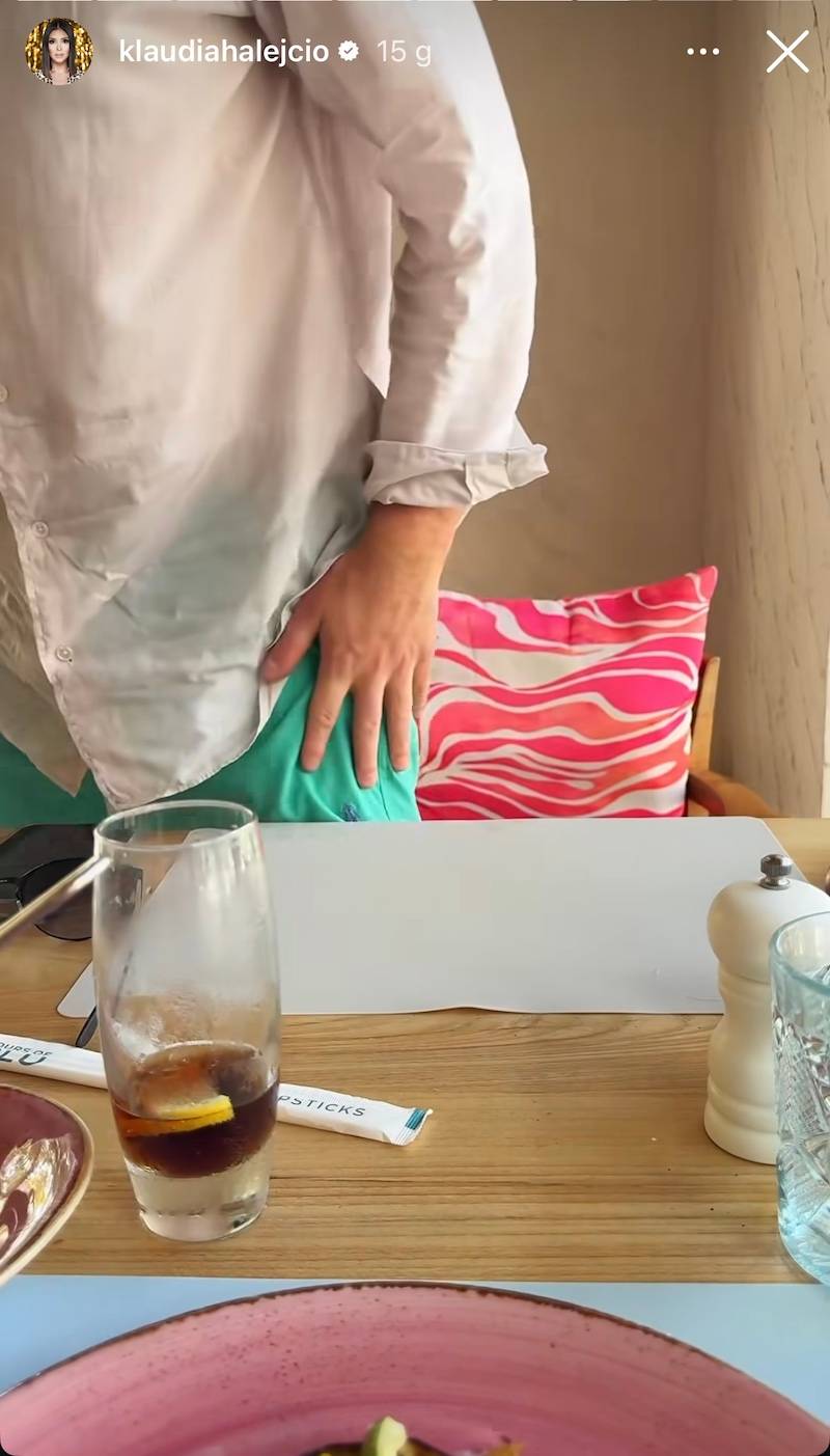 Oskar wstał od stołu po dyskusji z Halejcio