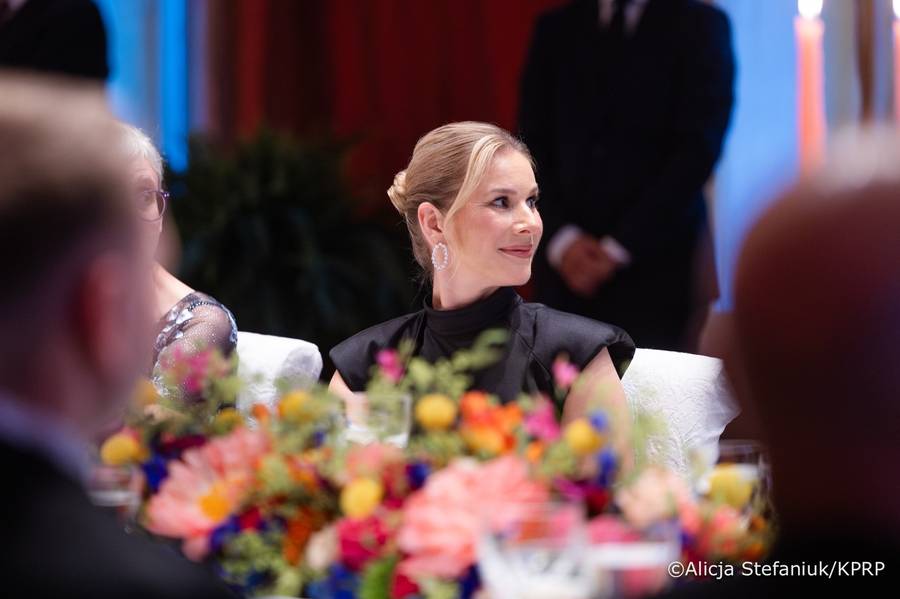 Marta Nawrocka zachwyca stylizacją w Szwajcarii, fot. Instagram