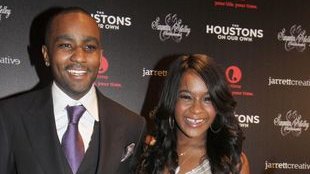 Mieszkanie Bobbi Kristiny-Brown wygląda jak CHLEW