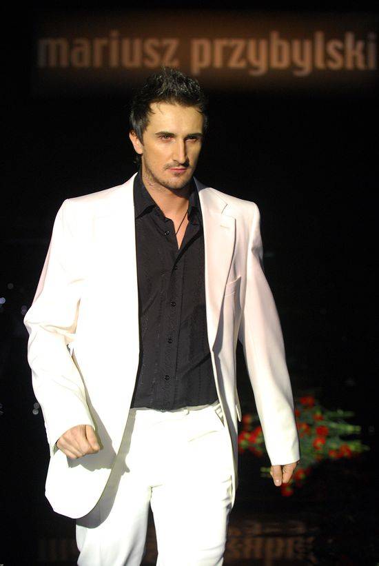 Sebastian Karpiel-Bułecka na starszych zdjęciach