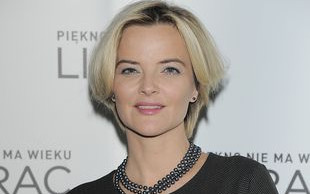 Co robi Zamachowski, gdy Monika zakłada sukienkę z dekoltem?