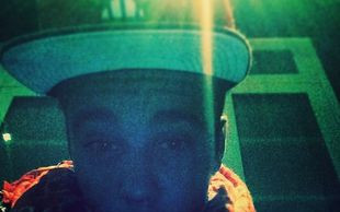 Szok! Justin Bieber ponownie przyłapany w nocnym klubie