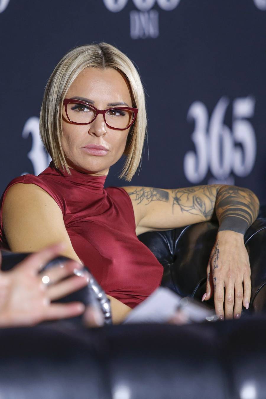 Blanka Lipińska zmienia FRYZURĘ na każdą imprezę