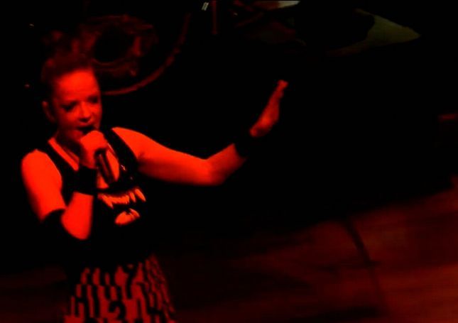 shirley-manson645-R1