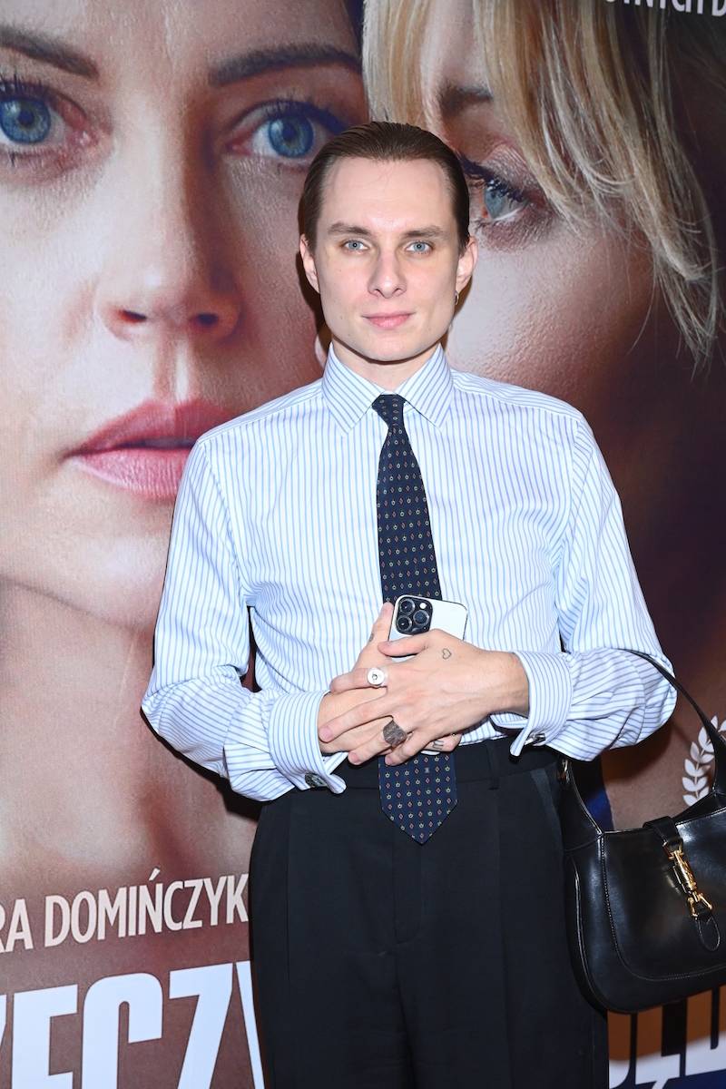 Premiera filmu “Rzeczy niezbędne”. Katarzyna Warnke odsłoniła brzuch, Dagmara Domińczyk z serialu “Sukcesja”…